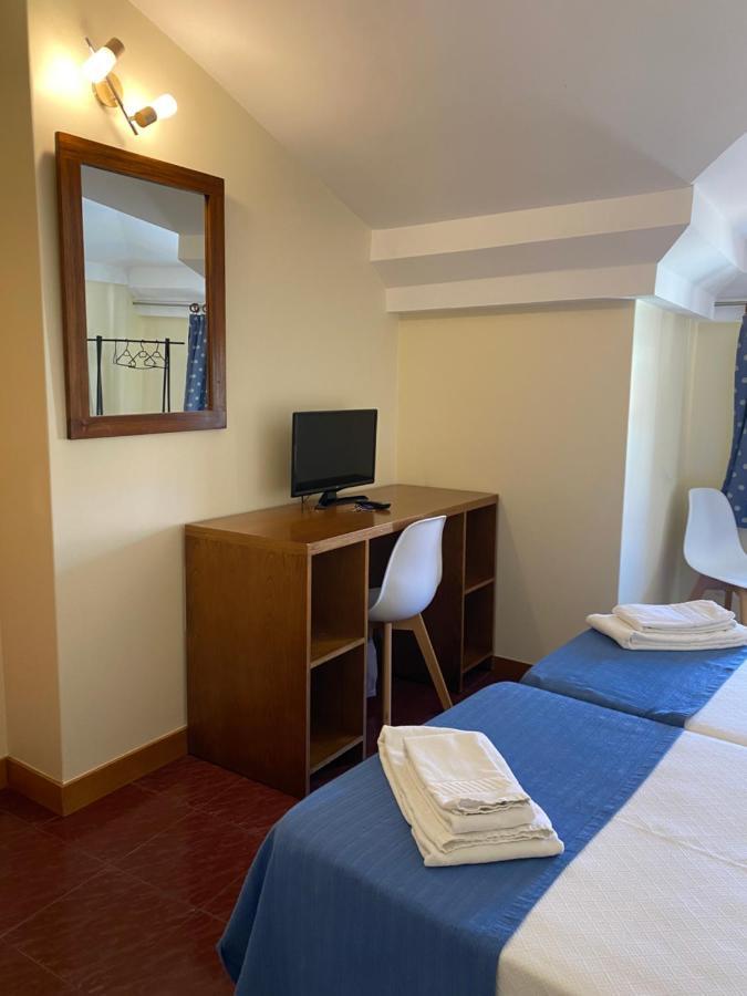 Enjoy Viana - Guest House เวียนา โด กัสเตโล ภายนอก รูปภาพ