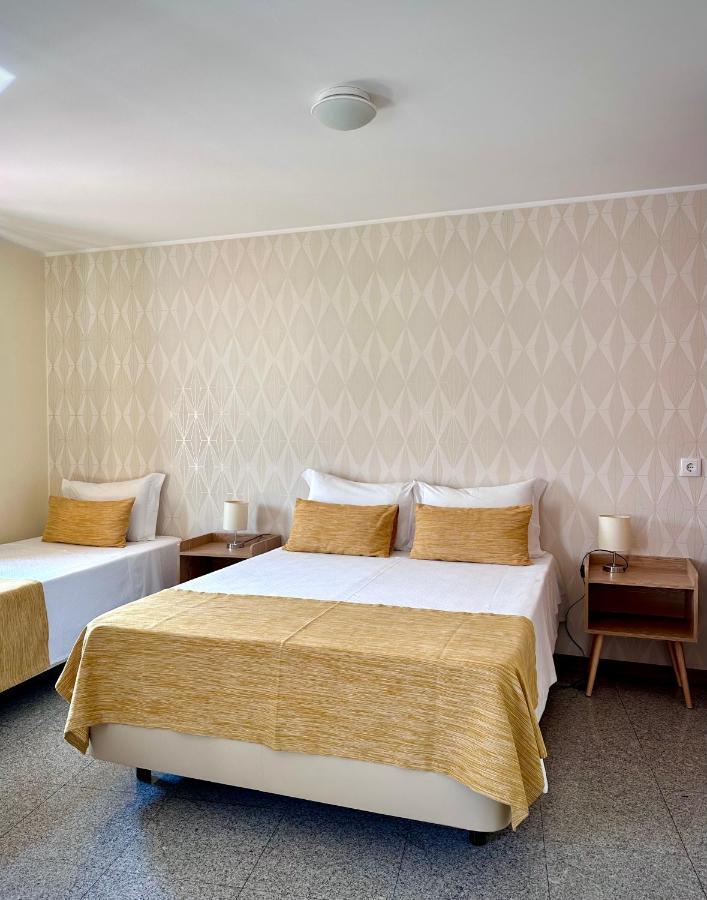 Enjoy Viana - Guest House เวียนา โด กัสเตโล ภายนอก รูปภาพ