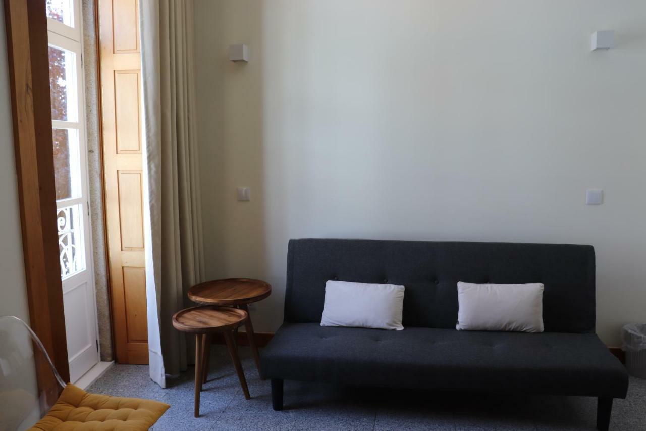 Enjoy Viana - Guest House เวียนา โด กัสเตโล ภายนอก รูปภาพ